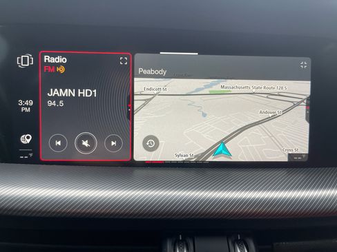 Used 2023 Alfa Romeo Stelvio Veloce image 45