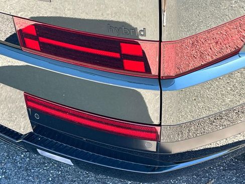 New 2026 Hyundai Santa Fe Calligraphy FWD image 10