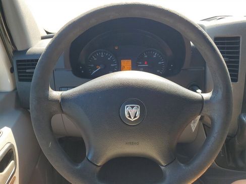Used 2008 Dodge Sprinter 2500 image 16