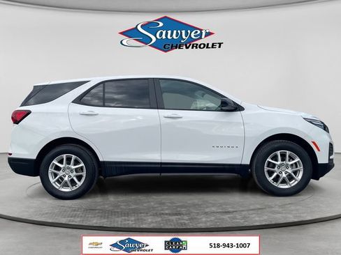 Used 2024 Chevrolet Equinox LS w/ LS Convenience Package AWD/4WD image 6