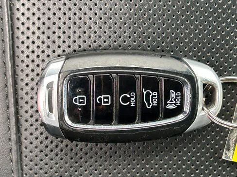 Used 2022 Hyundai Palisade Limited AWD/4WD image 19