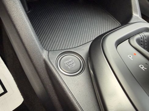Used 2025 Kia K4 FWD image 22