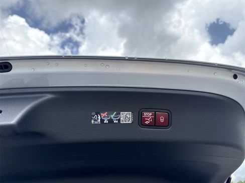 Used 2025 Mercedes-Benz GLC 300 GLC 300 Coupe image 33