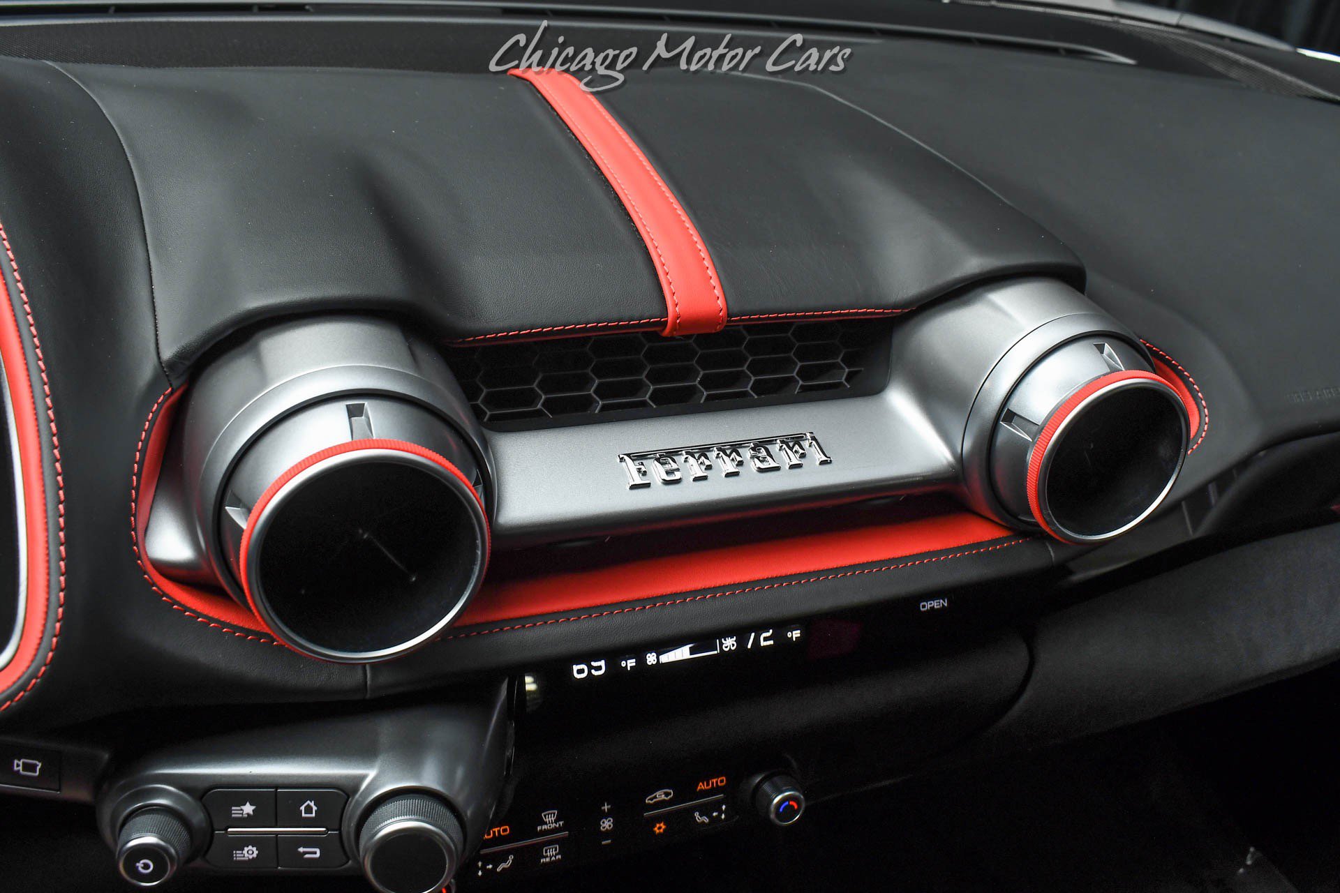 Used 2020 Ferrari 812 Superfast RWD image 17