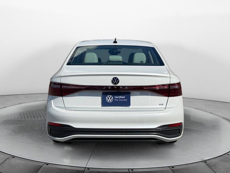 Certified 2026 Volkswagen Jetta SE FWD image 6