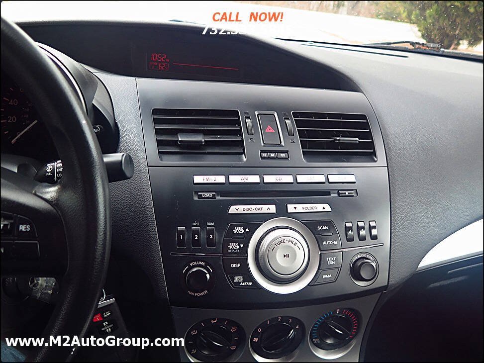 Used 2011 MAZDA MAZDA3 i Touring FWD image 7