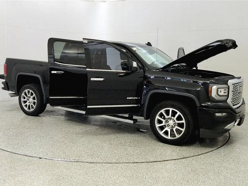 Used 2017 GMC Sierra 1500 Denali AWD/4WD image 9