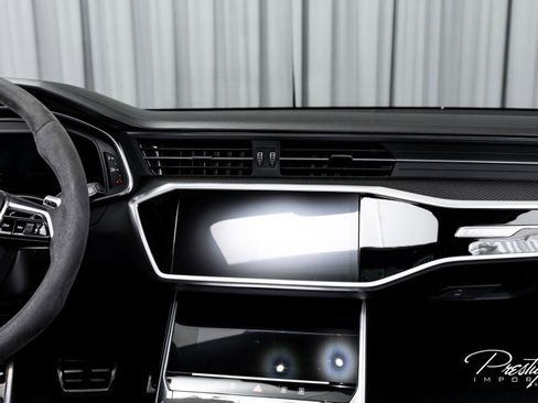 Used 2022 Audi RS 6 w/ Executive Package image 39