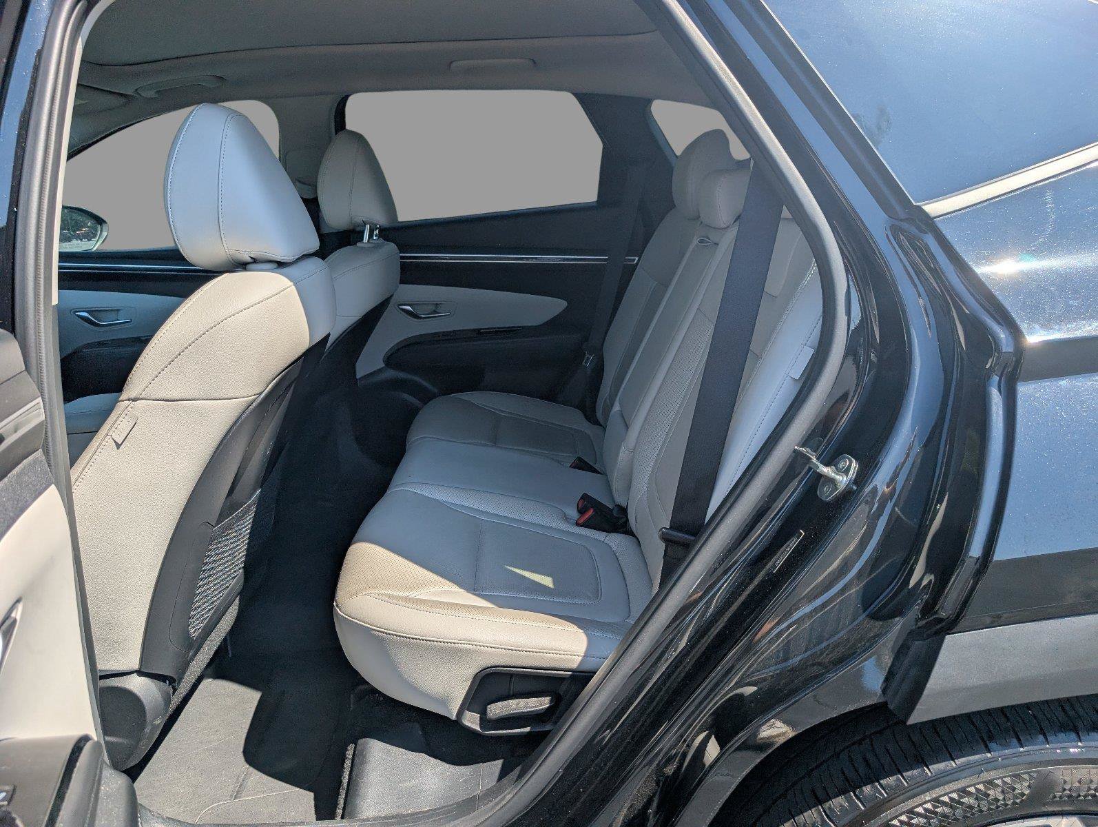 Used 2024 Hyundai Tucson Limited FWD image 34
