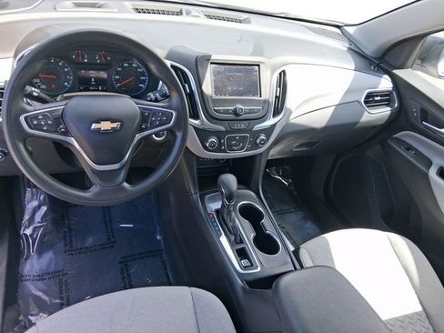 Used 2023 Chevrolet Equinox LS FWD image 12