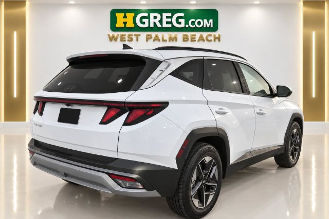 Used 2026 Hyundai Tucson SEL FWD image 6