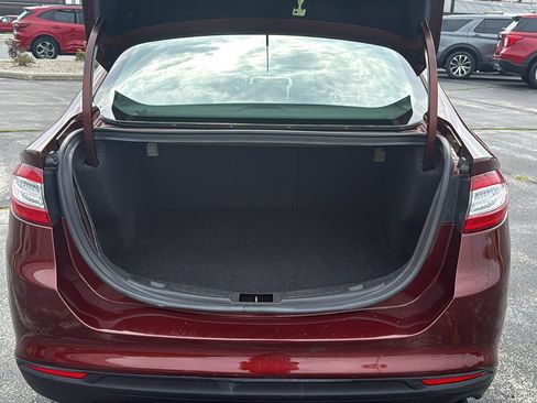 Used 2015 Ford Fusion S FWD image 10