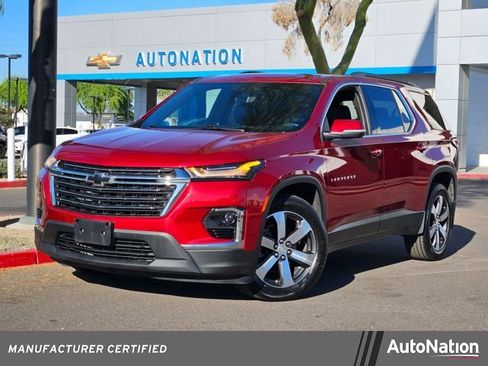 Certified 2022 Chevrolet Traverse LT w/ LT Premium Package image 1