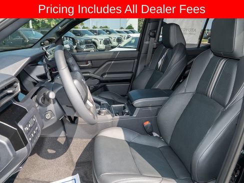 Used 2026 Toyota 4Runner Limited AWD/4WD image 13