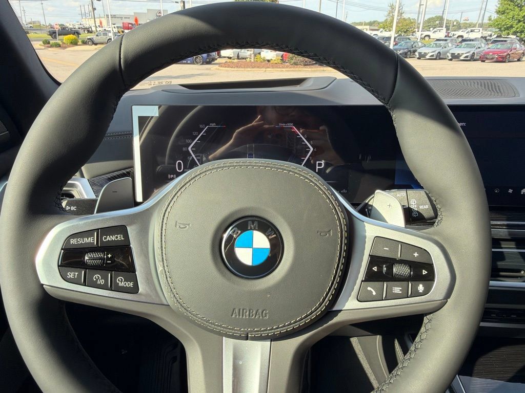 New 2026 BMW X5 xDrive40i w/ M Sport Package AWD/4WD image 17