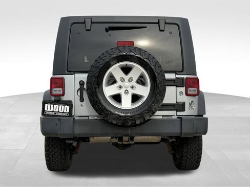 Used 2018 Jeep Wrangler Unlimited Sport S image 4