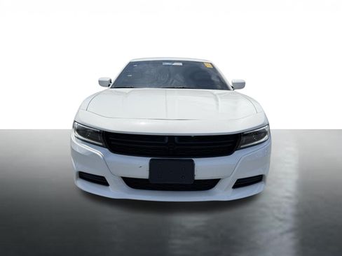 Used 2022 Dodge Charger SXT w/ Leather Interior Group RWD image 3