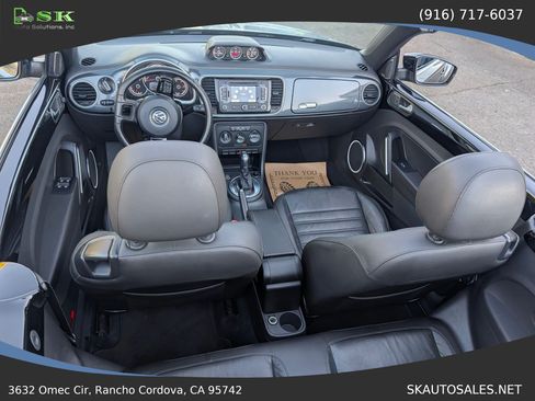Used 2013 Volkswagen Beetle 2.0T FWD image 17