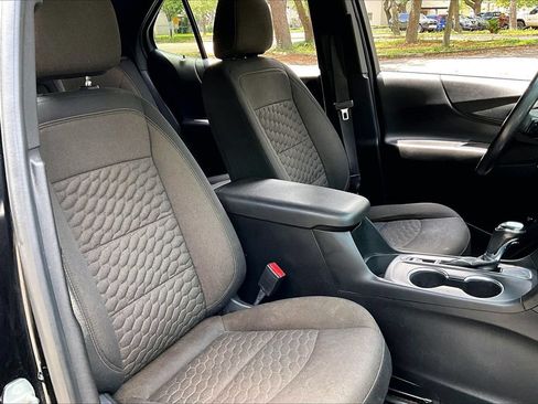 Used 2019 Chevrolet Equinox LT FWD image 29