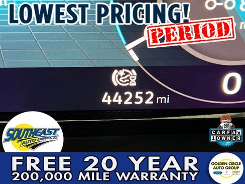 Used 2025 Volkswagen Atlas SE image 50