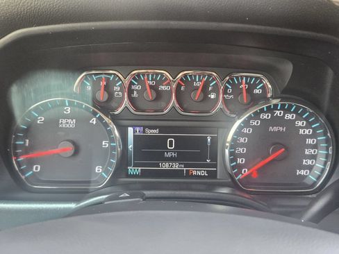 Used 2018 Chevrolet Silverado 1500 LT w/ Texas Edition RWD image 14