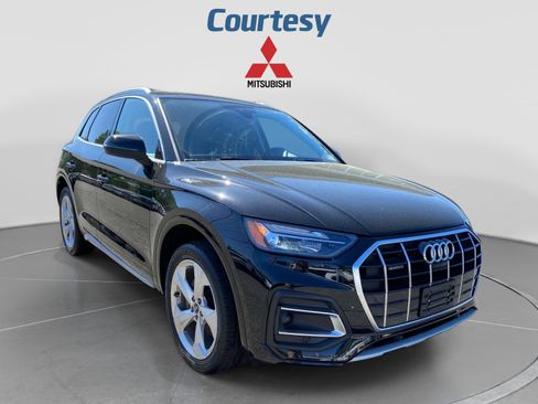 Used 2021 Audi Q5 2.0T Premium Plus w/ Premium Plus Package AWD/4WD image 9
