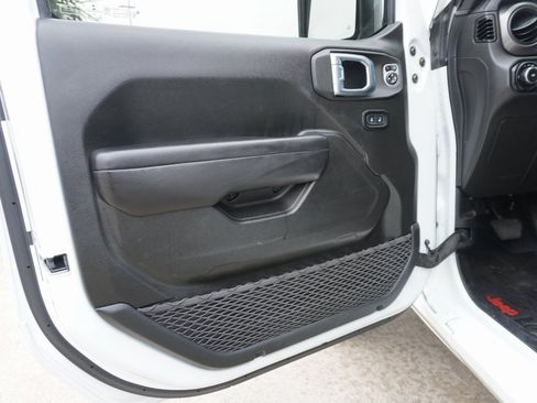 Used 2021 Jeep Wrangler Sport S image 8