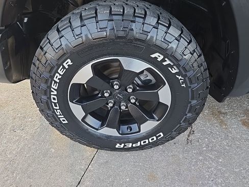 Used 2022 RAM 1500 Rebel image 37