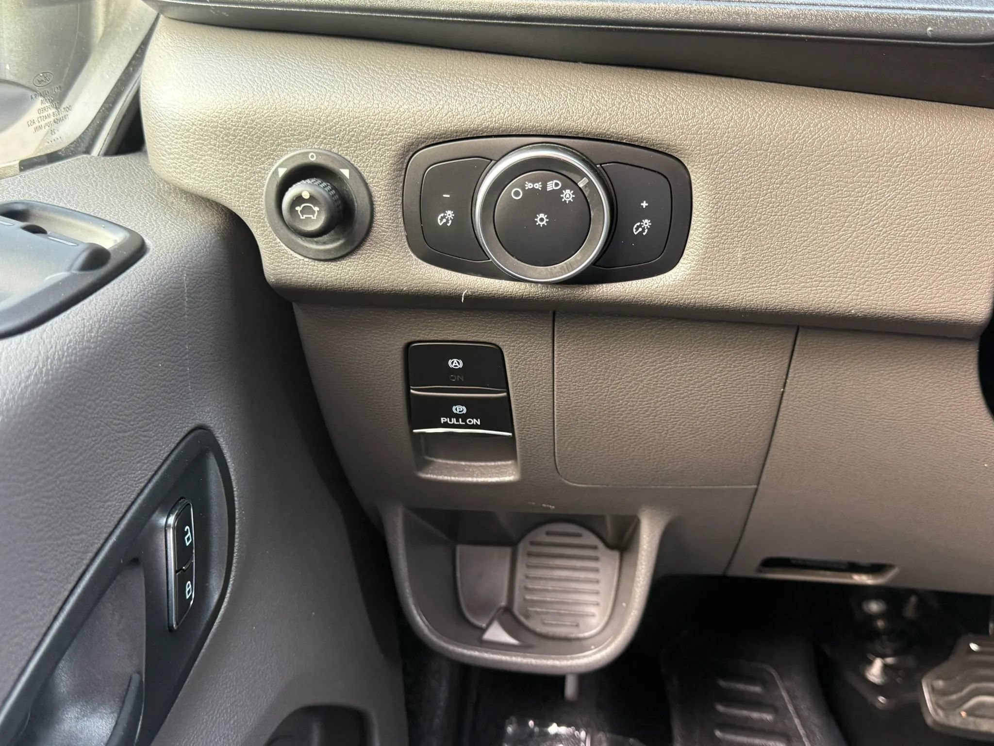 Used 2025 Ford Transit 350 XL RWD image 16