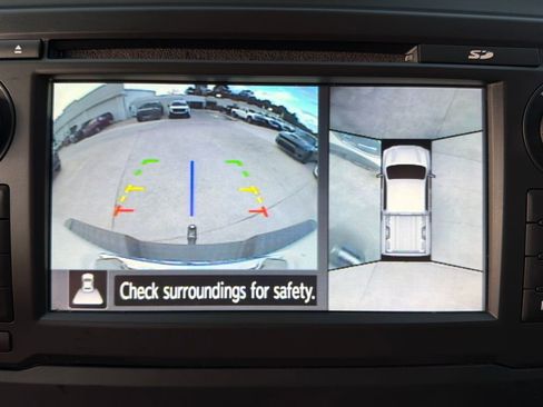 Used 2018 Nissan Titan PRO-4X w/ Pro-4x Convenience Package image 22