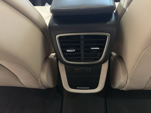 Used 2019 Lincoln Nautilus Reserve image 26