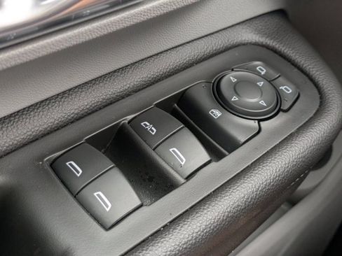 Used 2022 GMC Terrain SLT image 20