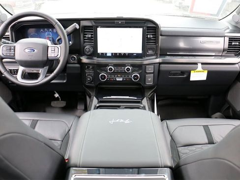 New 2026 Ford F250 Lariat w/ Black Appearance Package image 31