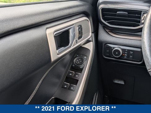 Certified 2021 Ford Explorer Limited w/ Equipment Group 301A RWD image 26