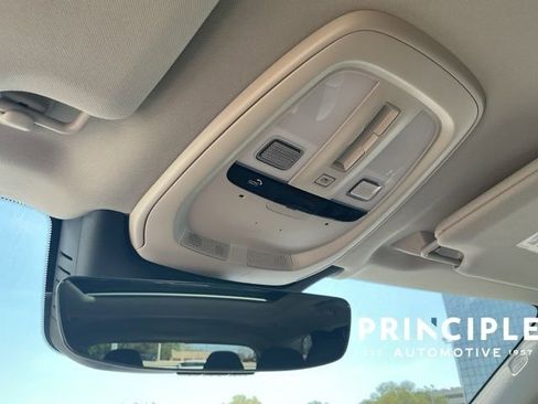 Certified 2025 Volvo XC90 B5 Plus image 22