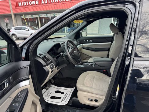 Used 2018 Ford Explorer 4WD image 8
