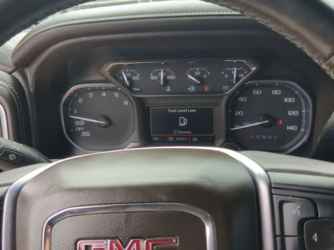 Used 2020 GMC Sierra 1500 SLT w/ X31 Off-Road Package image 15