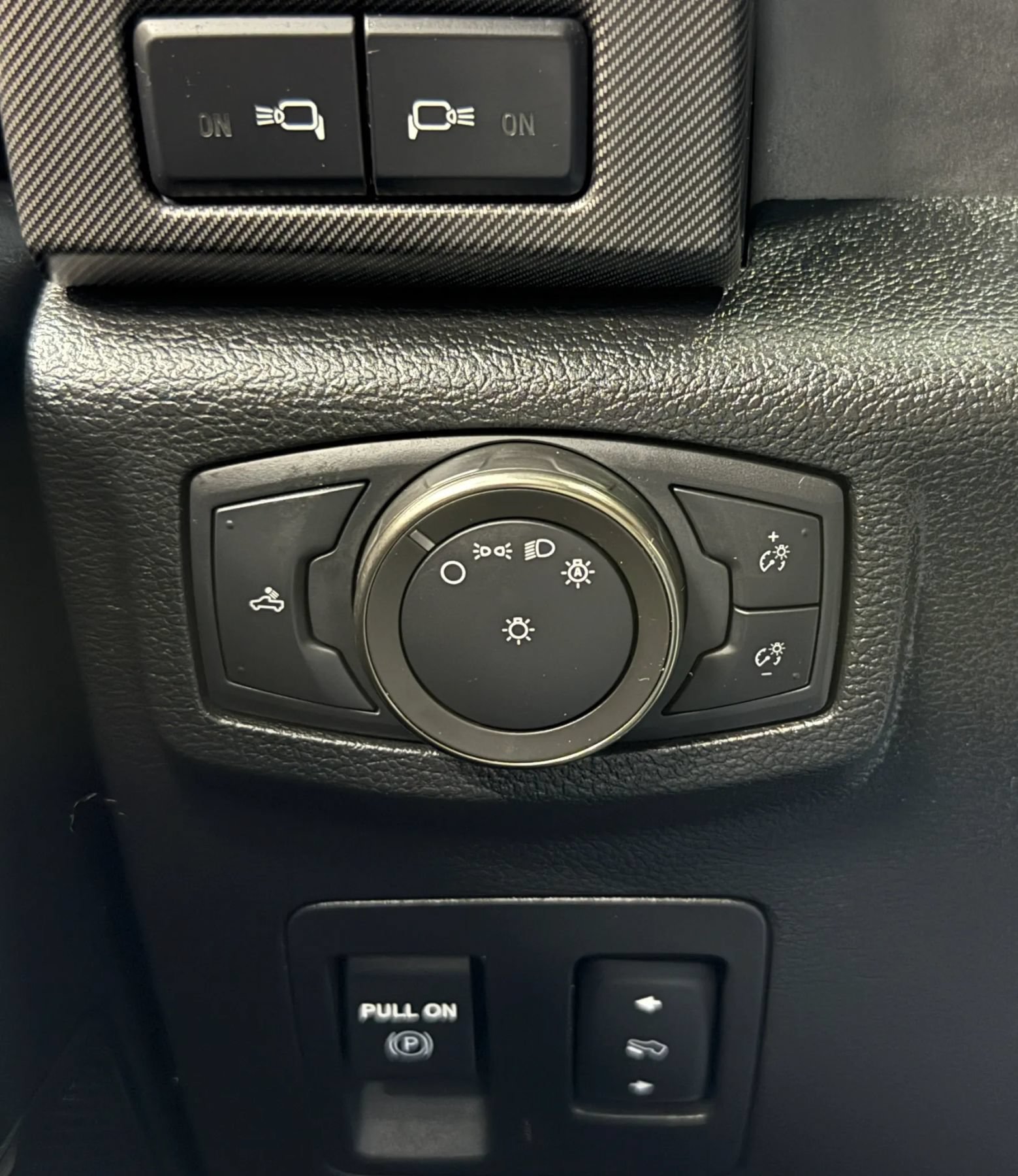 Used 2020 Ford F150 Raptor w/ Equipment Group 802A Luxury AWD/4WD image 27