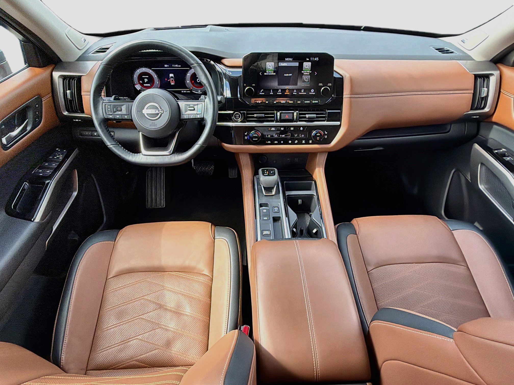 Used 2024 Nissan Pathfinder Platinum FWD image 16