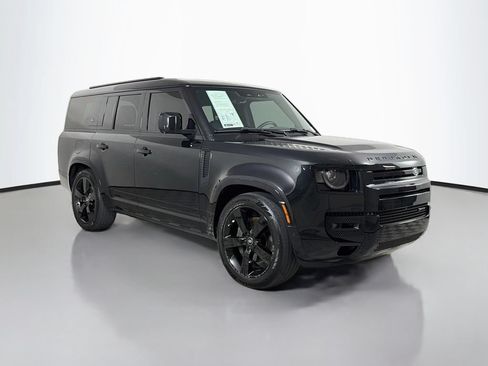 Certified 2023 Land Rover Defender 130 X-Dynamic SE AWD/4WD image 3