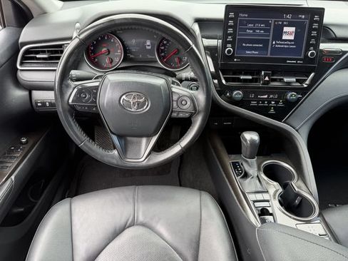 Used 2023 Toyota Camry XSE FWD image 12