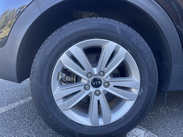Used 2018 Kia Sportage LX w/ LX Technology Package FWD image 10