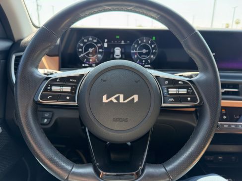 Used 2024 Kia Seltos SX w/ SX Sunroof Package AWD/4WD image 9