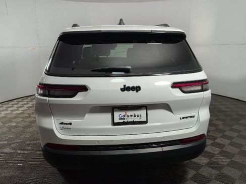 New 2025 Jeep Grand Cherokee L Limited w/ Black Appearance Package AWD/4WD image 5