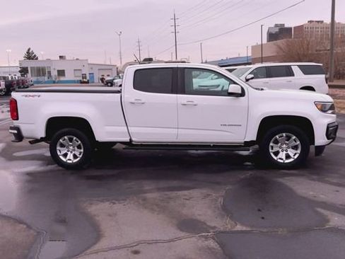 Used 2022 Chevrolet Colorado LT w/ LT Convenience Package image 9