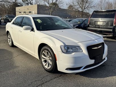 Used 2023 Chrysler 300 Touring w/ Safetytec Plus Group