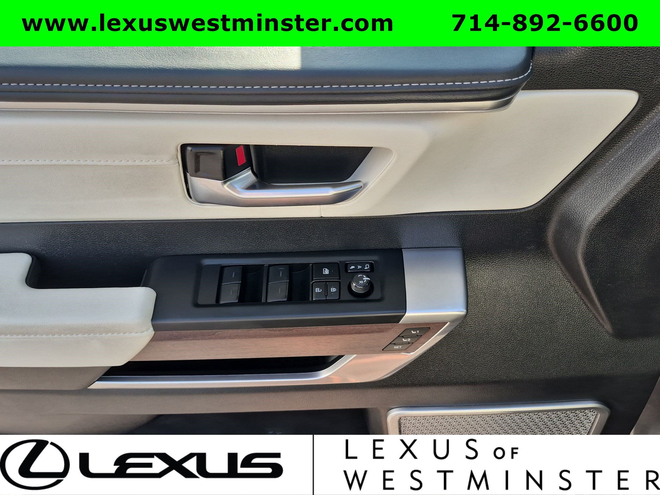 Used 2023 Toyota Sequoia Capstone AWD/4WD image 18