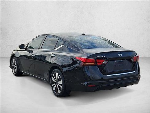 Used 2021 Nissan Altima 2.5 SV image 7