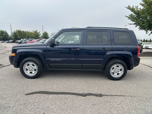 Used 2012 Jeep Patriot Sport image 4
