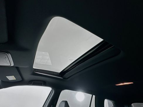 Used 2022 Honda Passport EX-L image 25